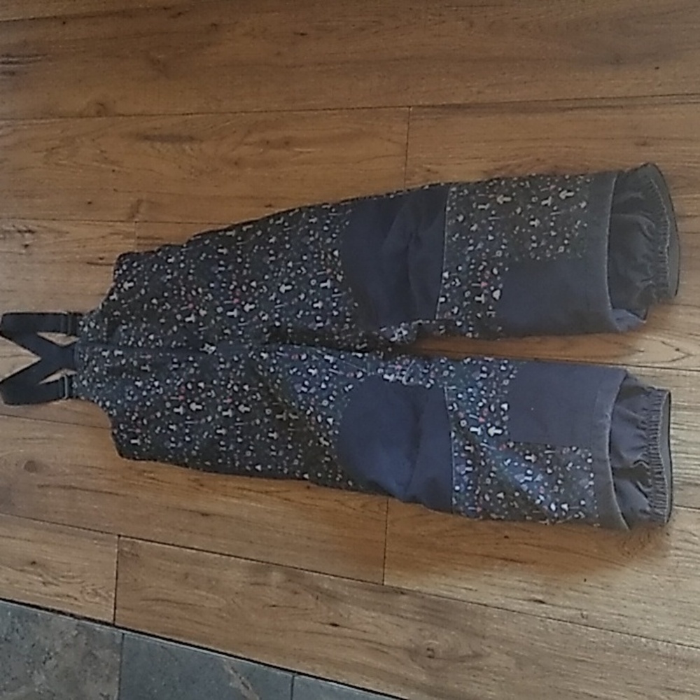 MEC snowbanks size 6